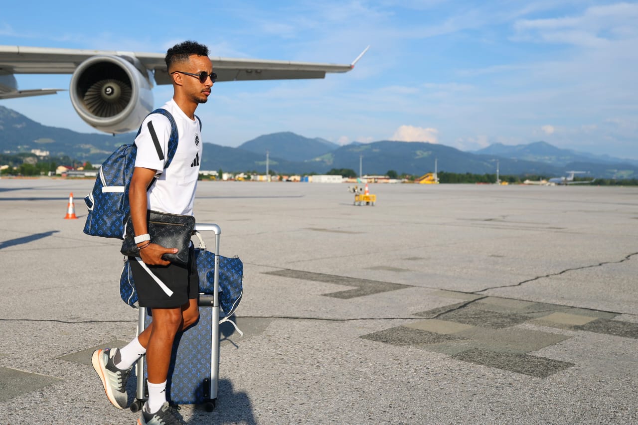 وصول بعثة النصر إلى مدينة سالزبورغ .. صور