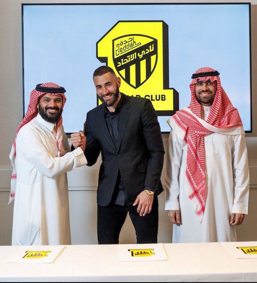 بنزيما يدعم الحائلي والذايدي يعلق: مبروك مقدما