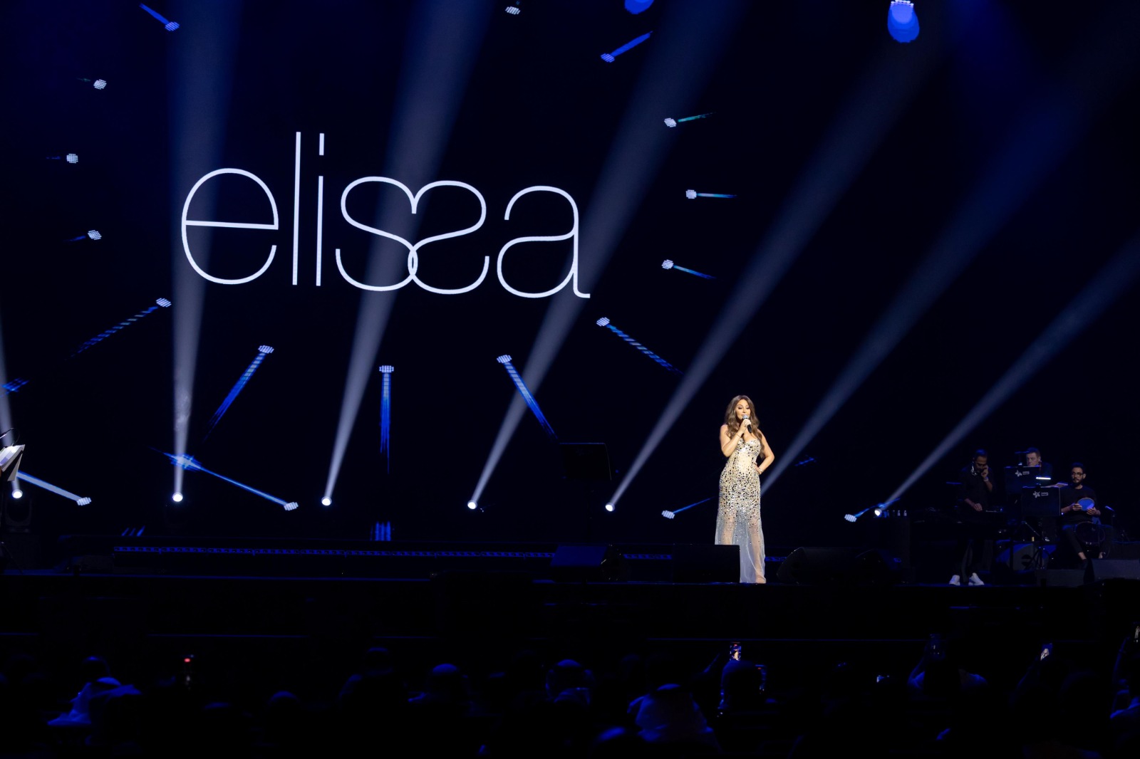 ليلة ساحرة لحفل إليسا ووائل جسار في عبادي الجوهر أرينا بجدة