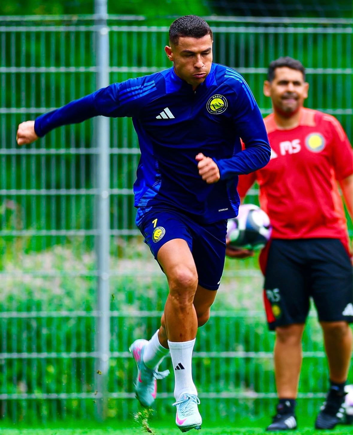 أول تعليق لرونالدو بعد العودة لتدريبات النصر