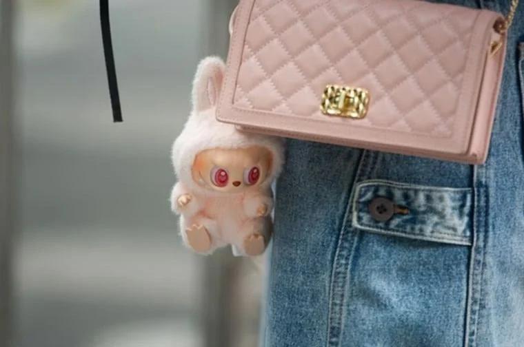 خبيرة علاقات: هوس لابوبو قد يبعد عنك شريك حياتك