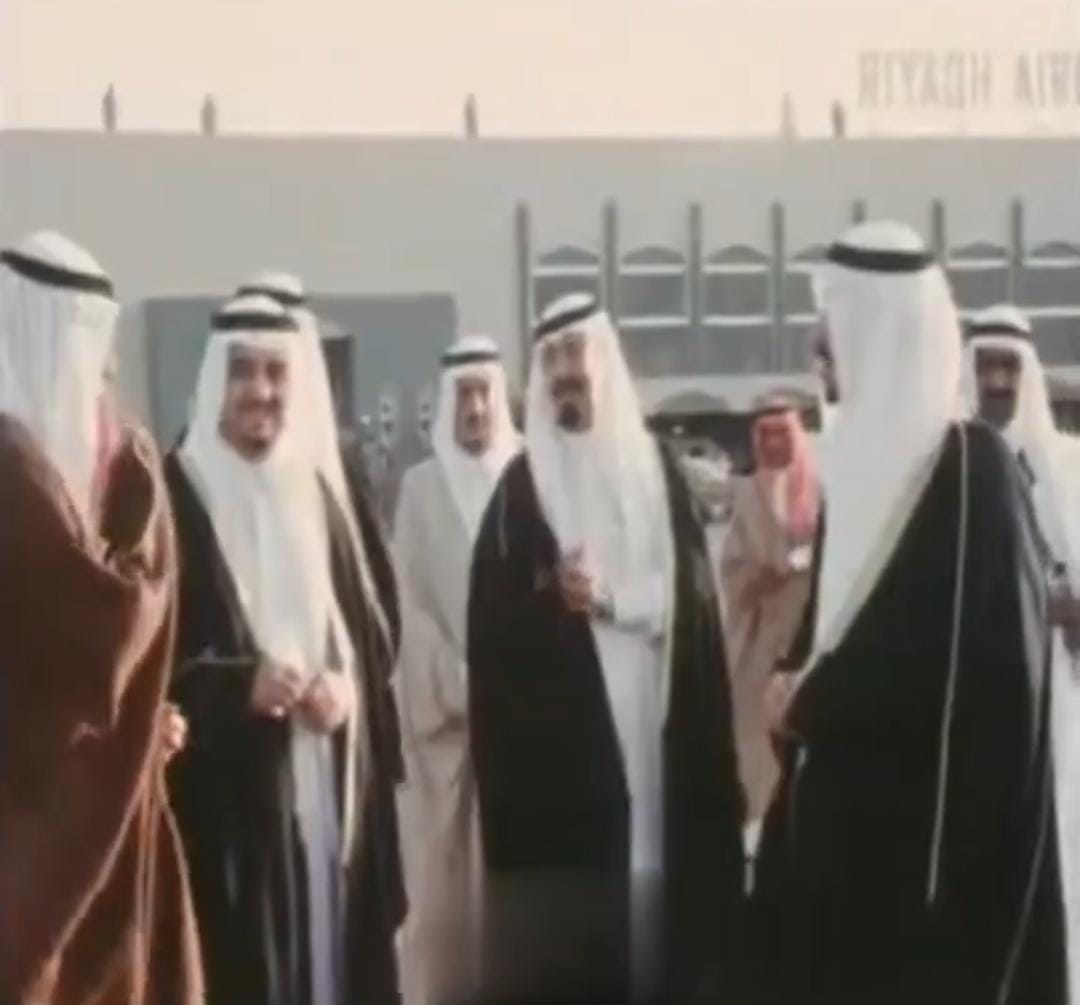 لقطات تاريخية من استقبال الملك خالد للرئيس السوداني قبل 49 عام .. فيديو