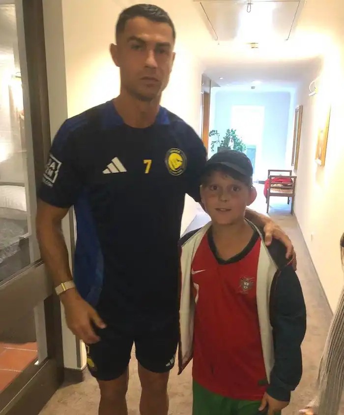 رونالدو يهدد بمغادرة المعسكر بسبب الفوضى