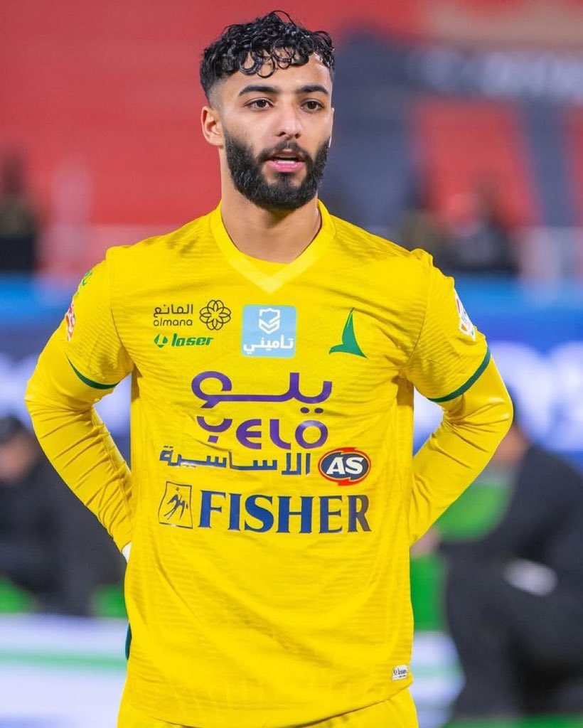 الشباب يضع صالح أبو الشامات وهمام الهمامي ضمن دائرة اهتماماته