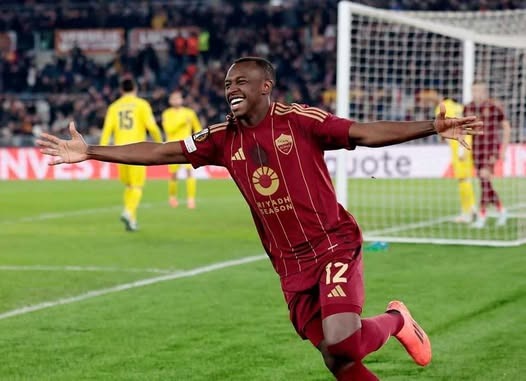 آل مغني: سعود عبدالحميد رفض عرضا مغريا من النصر