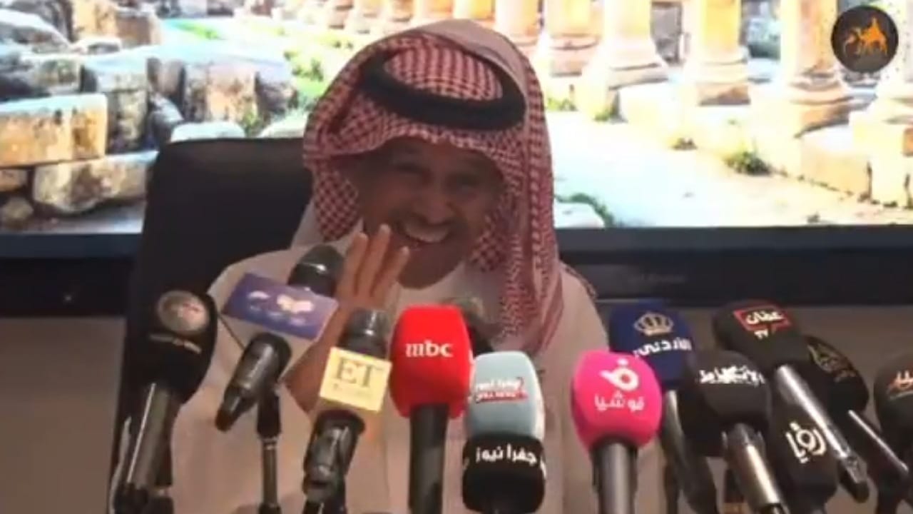 خالد عبد الرحمن يتعرض لموقف محرج بسبب سؤال عن الذكاء الاصطناعي.. فيديو