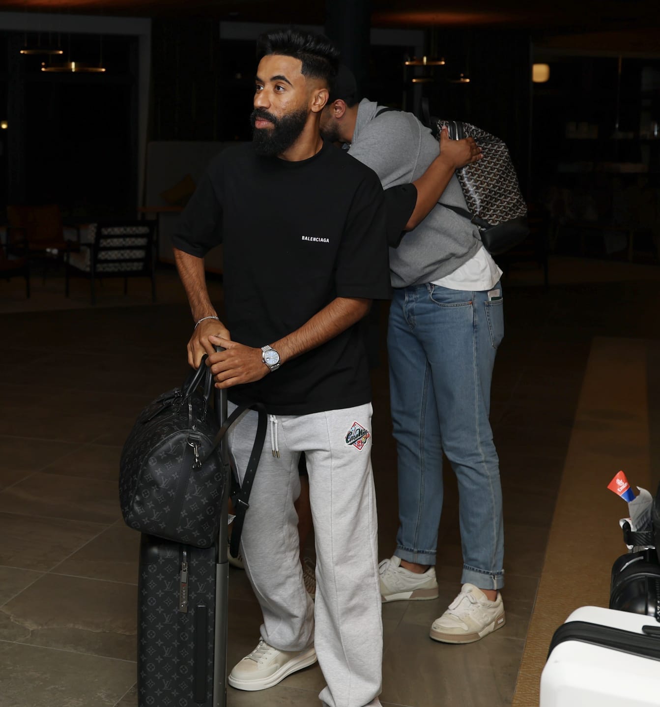 انضمام النجوم الدوليين إلى معسكر النصر في النمسا.. صور