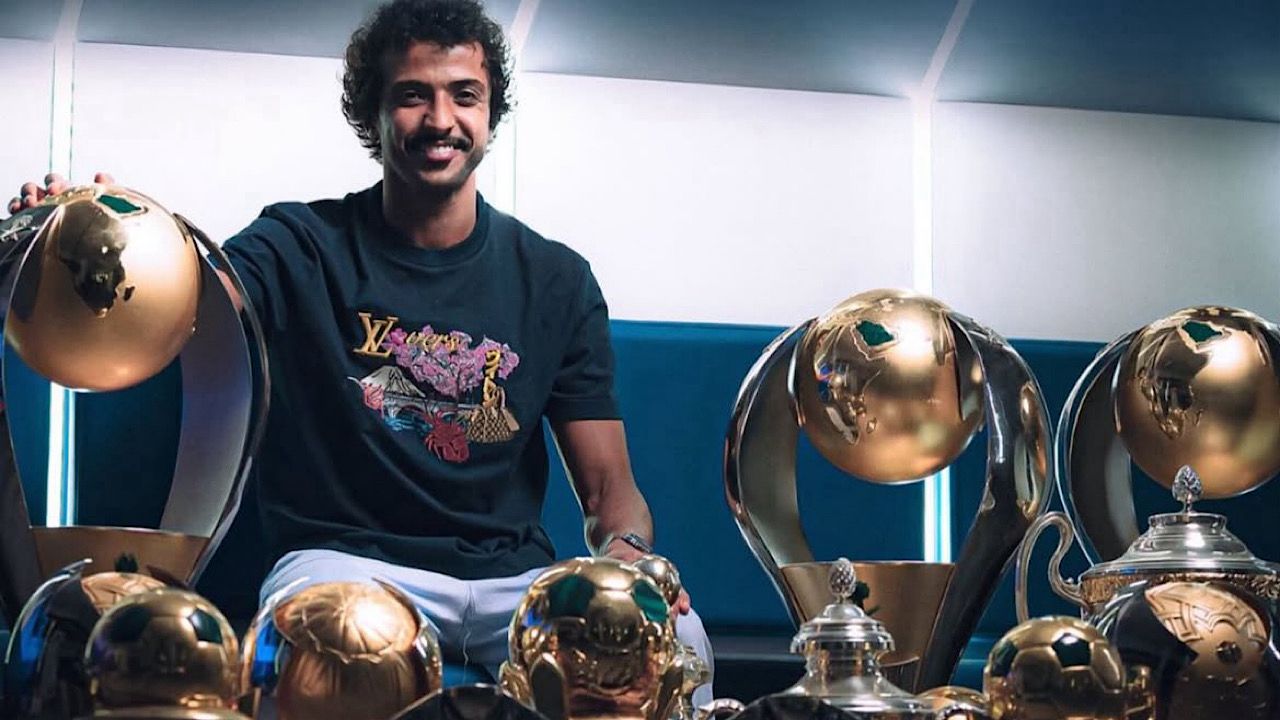 علي البليهي يودع الشهراني بعد رحيله عن الهلال