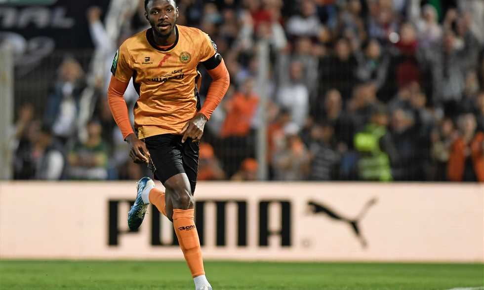 الاتفاق يتحرك لضم إيسوفو دايو