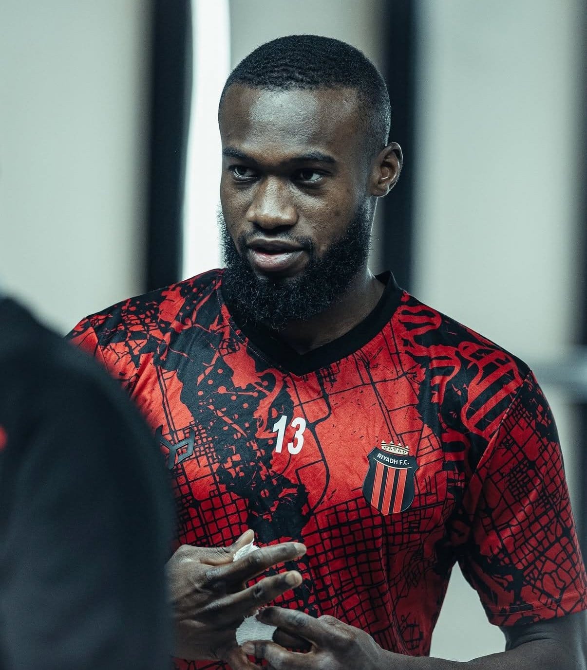 الظفرة الإماراتي يحسم صفقة جودموندسون ويقترب من ضم كوناتي