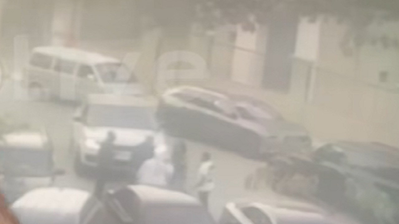 لحظة مشاجرة زينة مع رجل أعمال شهير .. فيديو