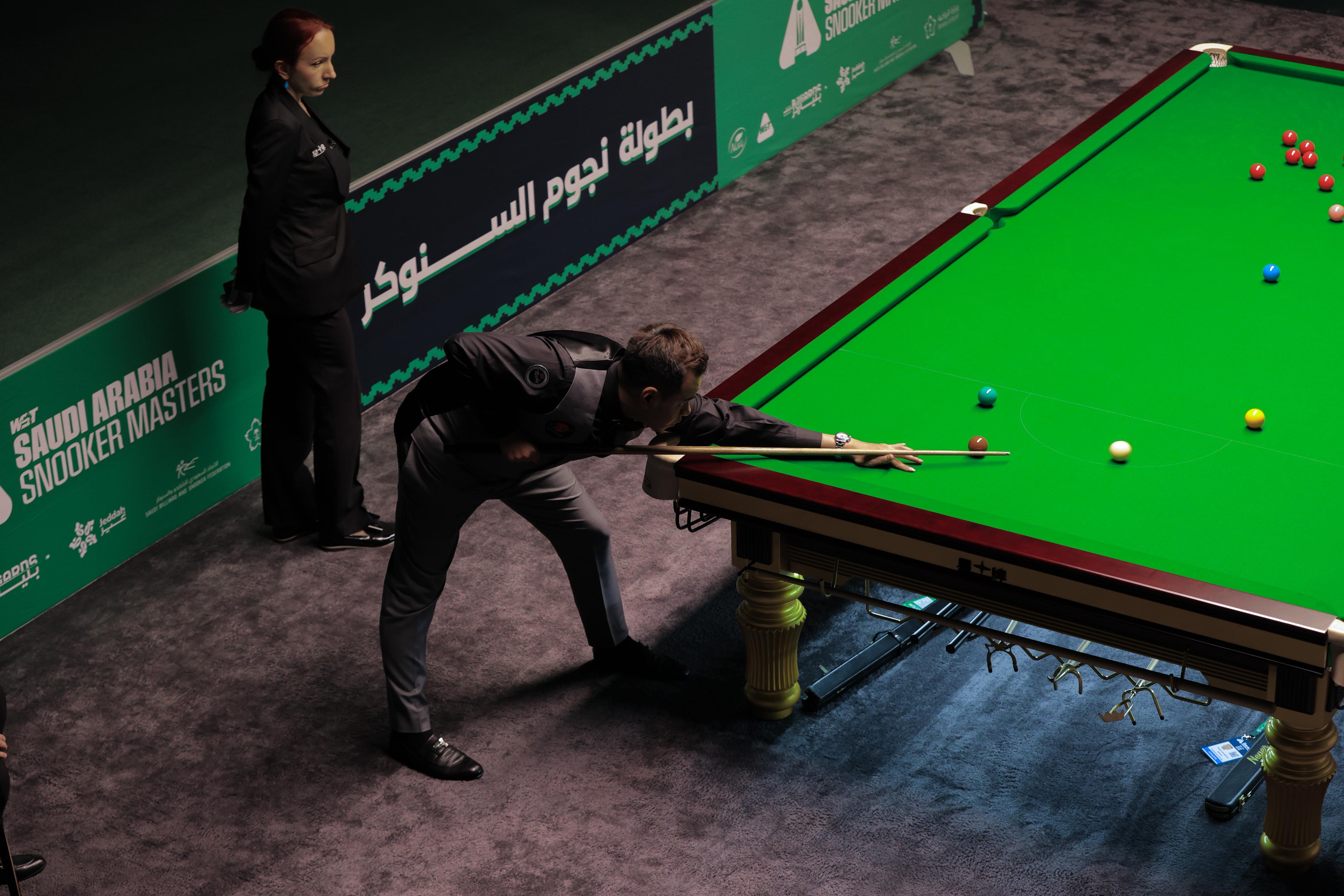 في منافسات بطولة الماسترز للسنوكر.. أرقام استثنائية وإشادات عالمية بتنظيم المملكة.. صور