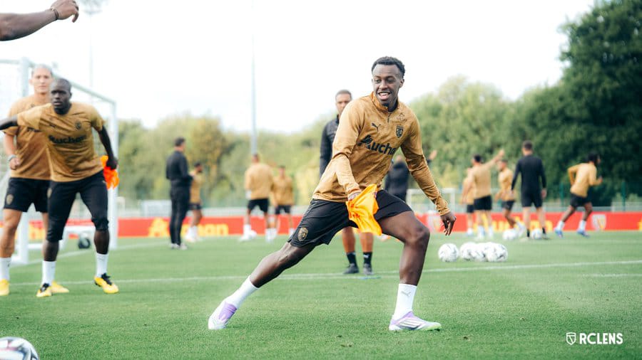 أول ظهور لسعود عبدالحميد في تدريبات لانس .. صور