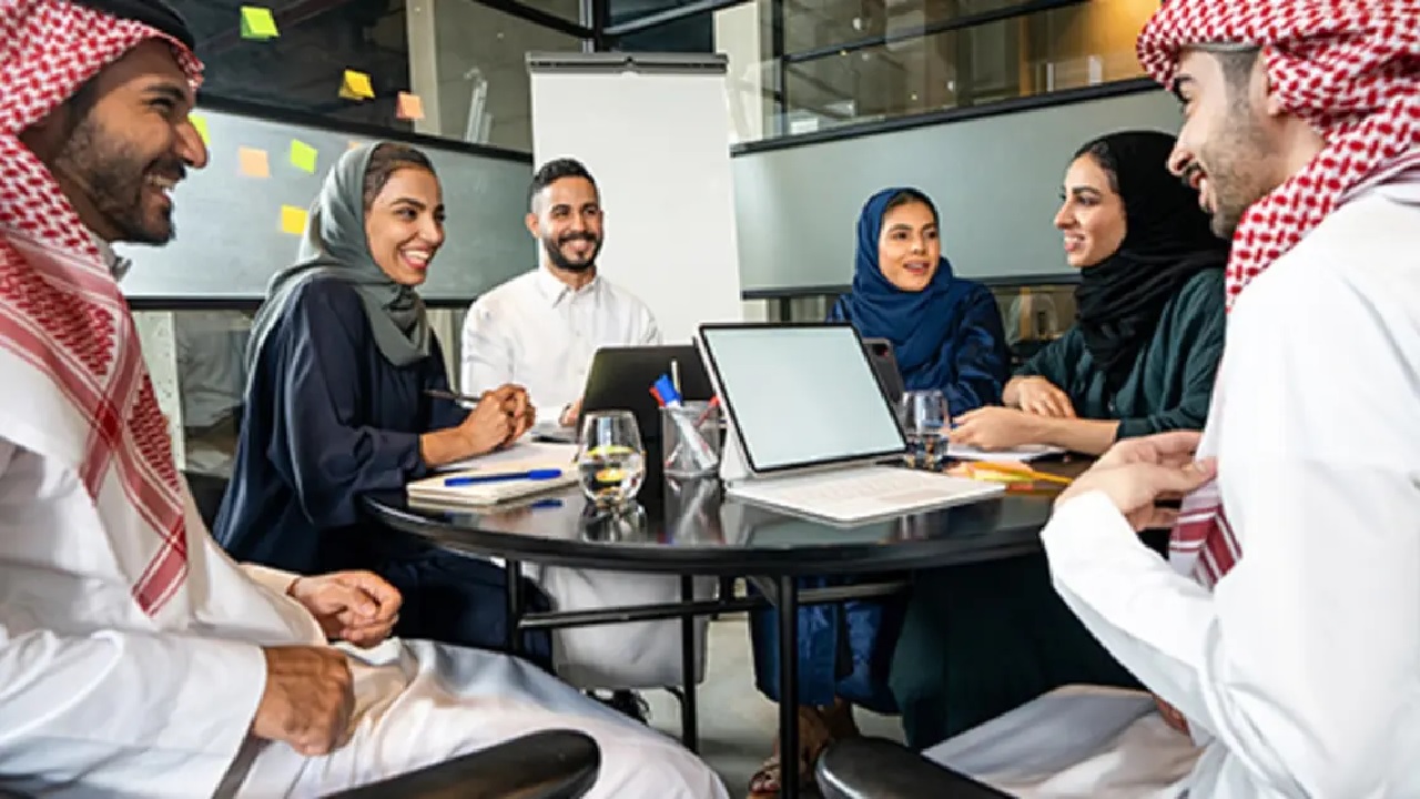 الإحصاء: المرأة السعودية تسجل انخفاضا في البطالة إلى 13 