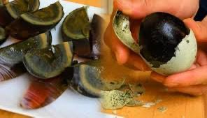 الكشف عن سر البيضة الصينية ذات المظهر المرعب