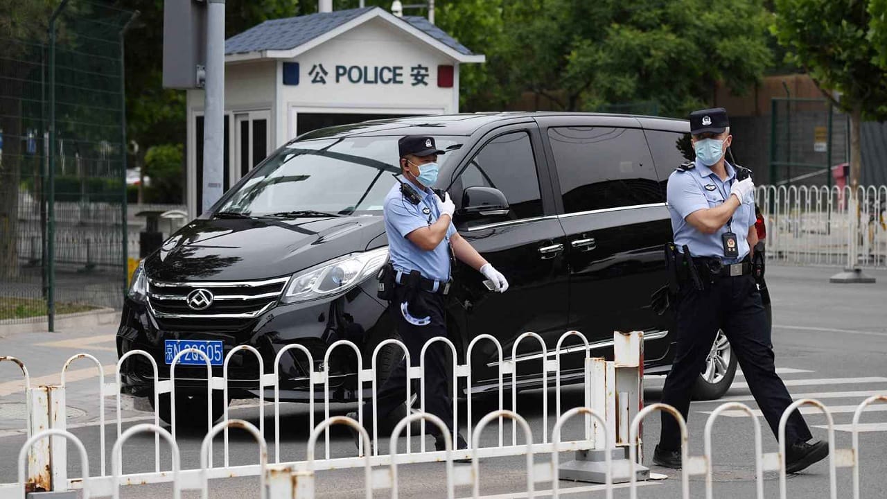 رسالة مكتوبة بالدم تنقذ امرأة محاصرة 30 ساعة في غرفة مغلقة