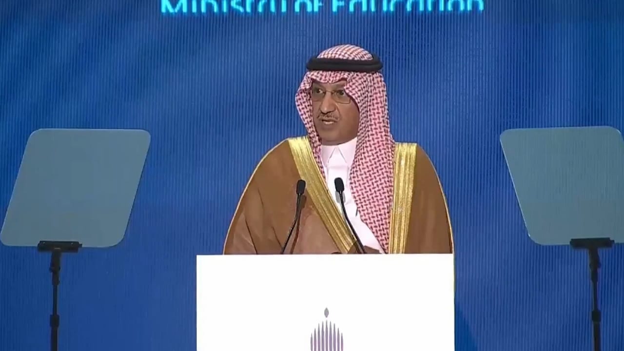 وزير التعليم: تطوير المناهج لمواكبة التغيرات العالمية وترسيخ الهوية الوطنية برؤية ولي العهد .. فيديو