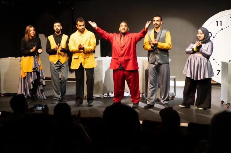 عرض أول مسرحية سعودية في مهرجان فرينج العالمي بإدنبرة.. صور