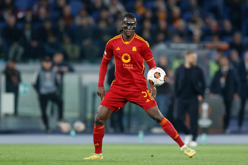 نديكا يبقى في روما بعد رفض عرض سعودي