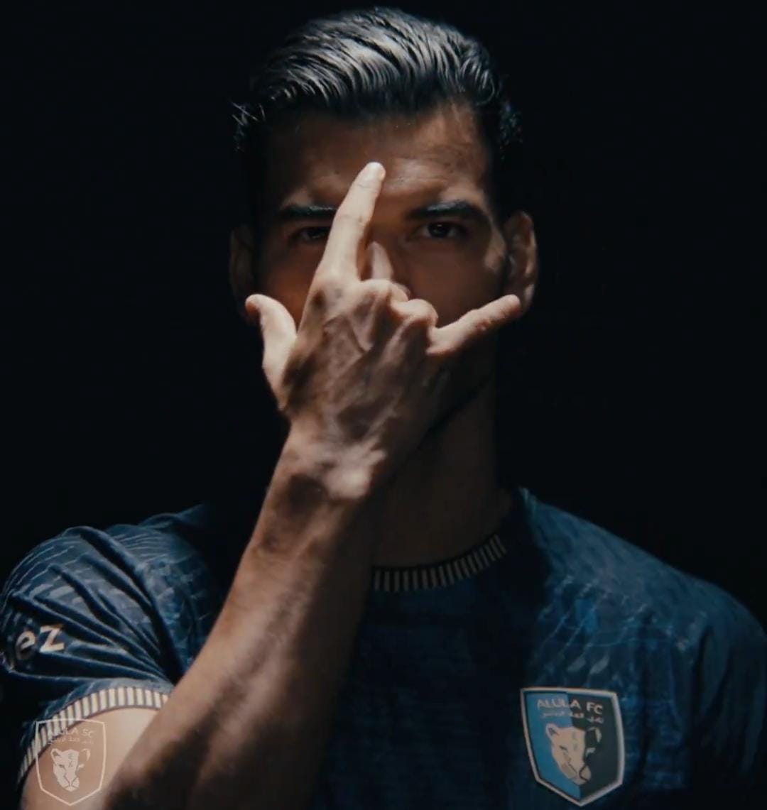 رسميا.. العلا يتعاقد مع البرازيلي دانيلو باربوسا.. فيديو