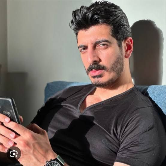 البلوغر شاكر محظور يدلي باعترافات خطيرة