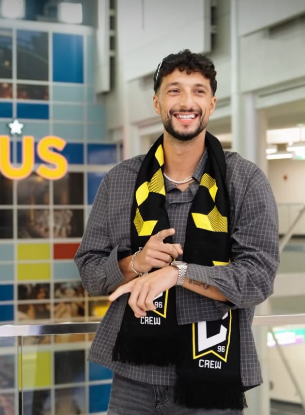 وسام أبو علي يصل أمريكا للانضمام إلى كولومبوس كرو .. صور