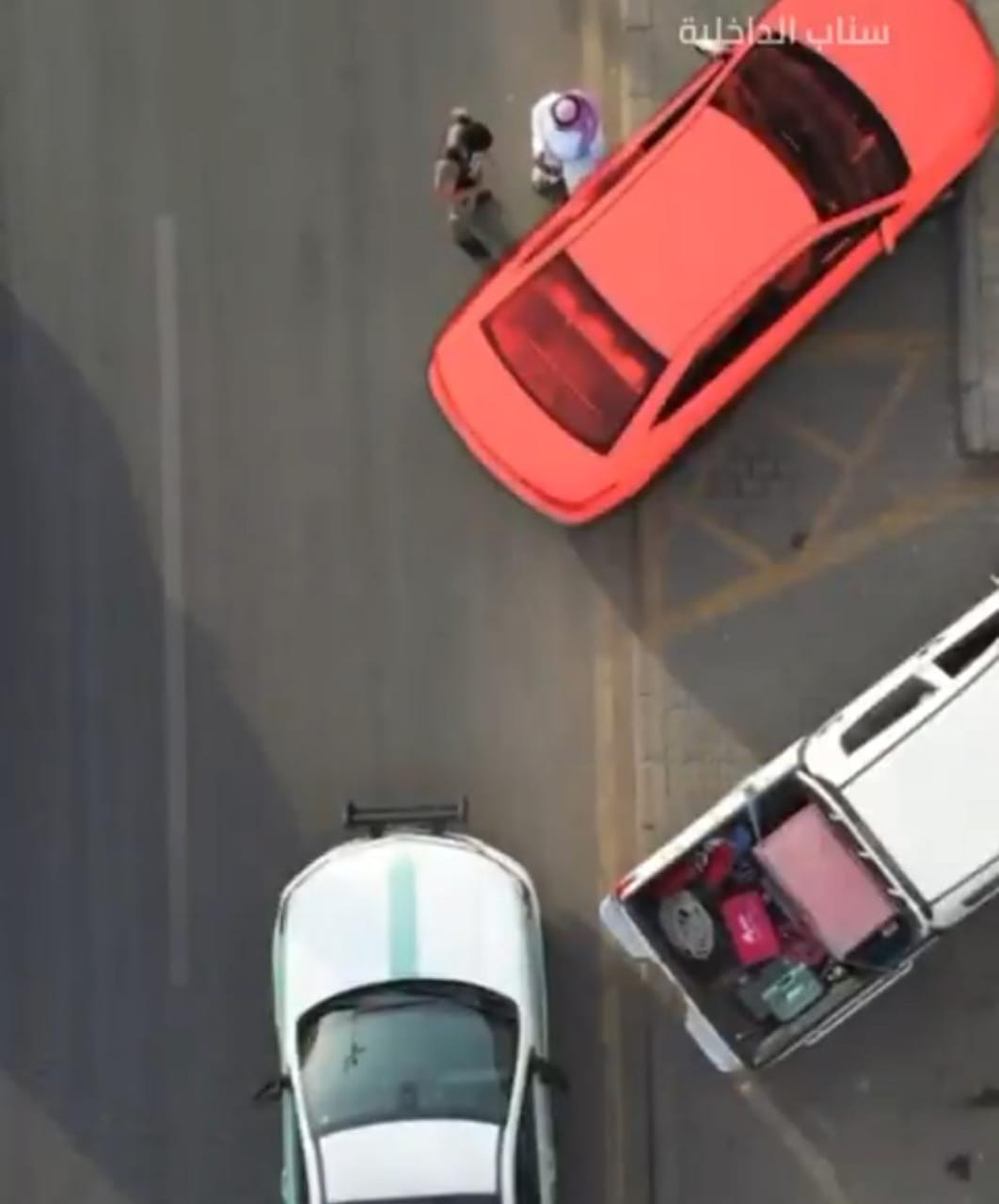 رصد مخالفة وقوف المركبات في أماكن غير مخصصة بالقصيم .. فيديو