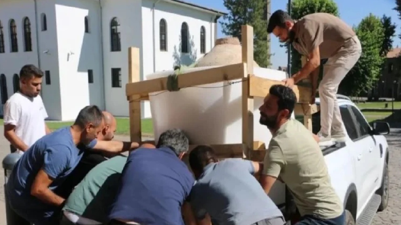 مسن تركي يُبلغ عن كنز أثري في منزله