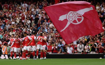 آرسنال يمطر شباك ليدز بخماسية.. صور