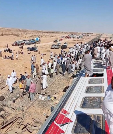 انقلاب مروع لقطار في مصر.. صور