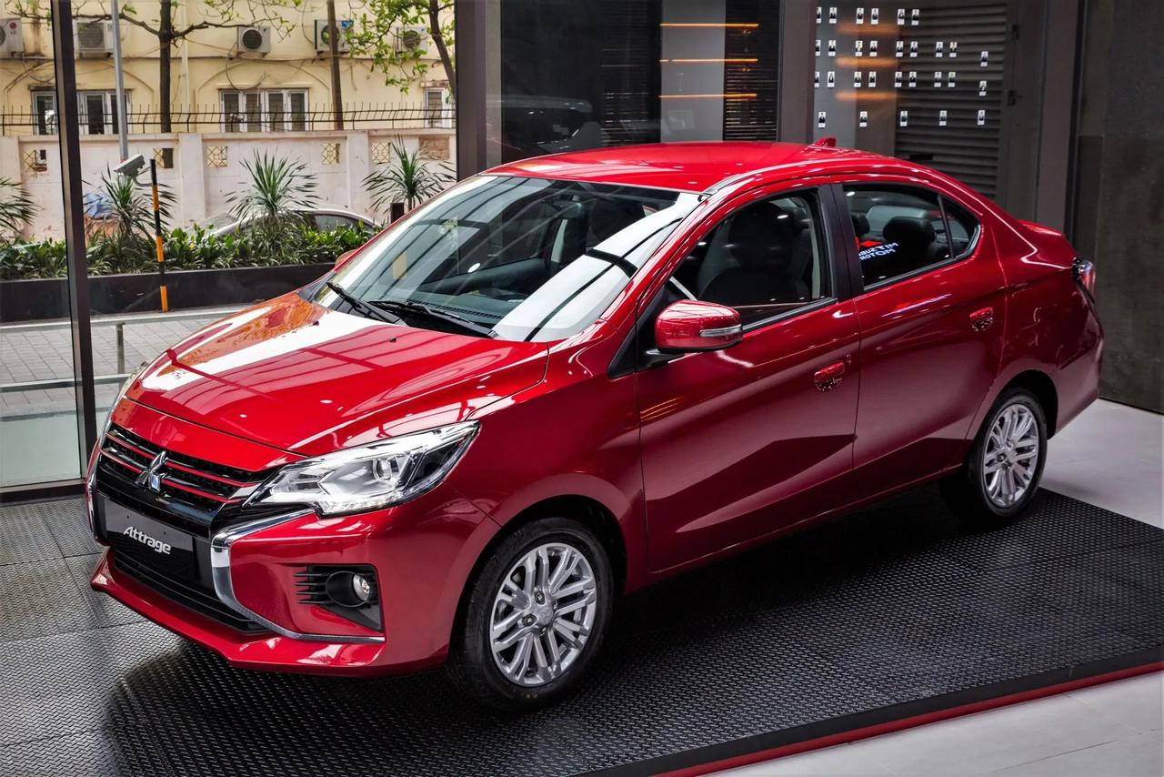 مواصفات وسعر ميتسوبيشي أتراج 2025.. صور