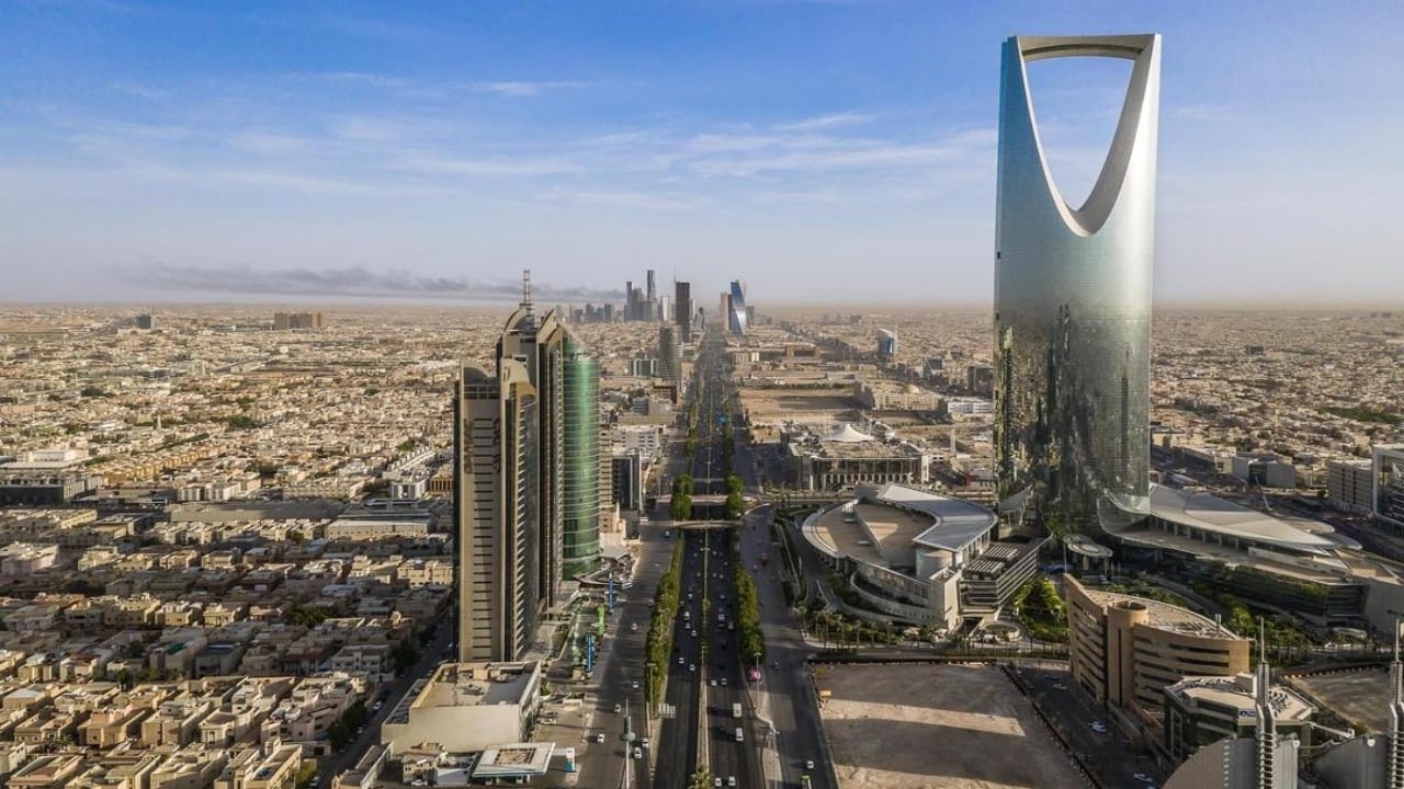 الحد الأقصى لتراخيص البنية التحتية في الرياض 300 يومًا