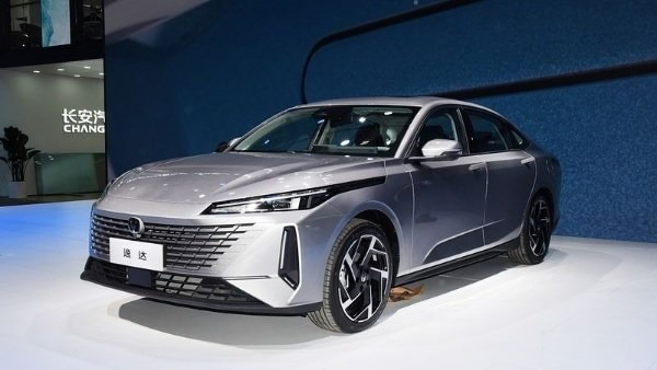 شانجان إيدو بلس 2025 تصل المملكة بثلاث فئات