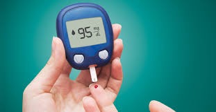 النمر : الصيام لأكثر من 10 ساعات ليؤدي لنتائج غير دقيقة لقياسات السكر