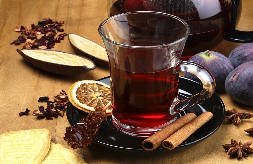 5 عادات خاطئة في شرب الشاي تجعله ضارا بصحتك