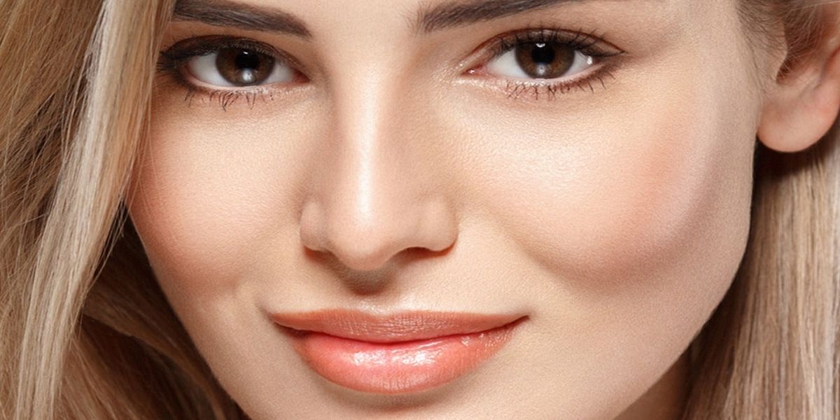 بدون فيلر.. طرق طبيعية لامتلاء الخدود واستعادة الشباب