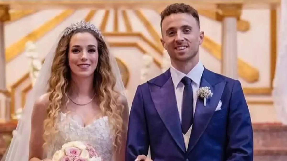 أنفيلد يحتضن تكريما مؤثرا لجوتا بحضور زوجته وأطفاله