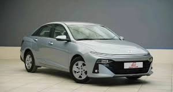 عبدالرحمن الخالدي يستعرض مزايا هيونداي أكسنت 2026.. فيديو