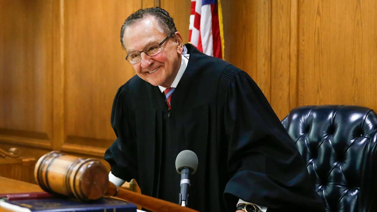 رحيل “القاضي الرحيم” فرانك كابريو  بعد صراع مع السرطان