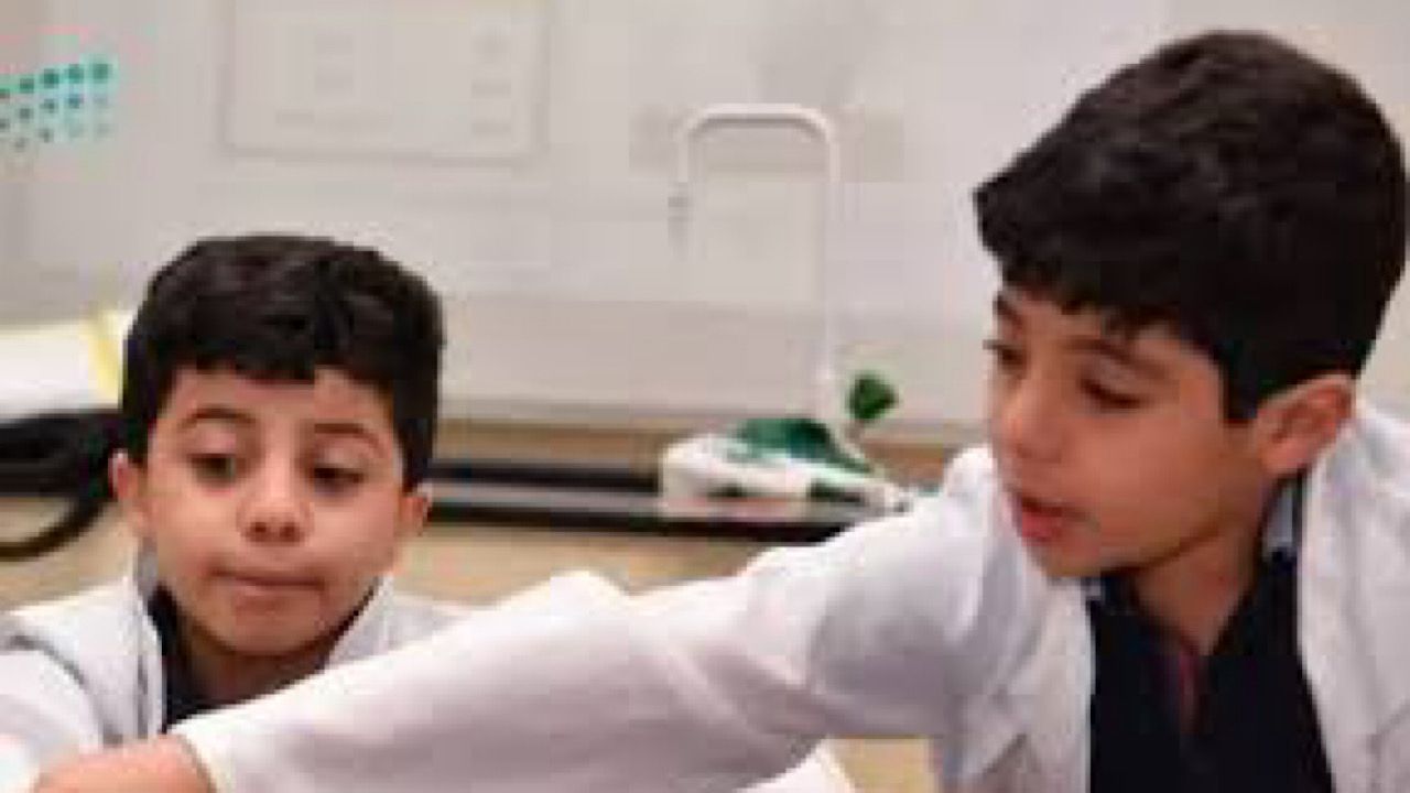 النيابة العامة: نظام حماية الطفل يكفل صون حقوقه وضمان حقه في التعليم