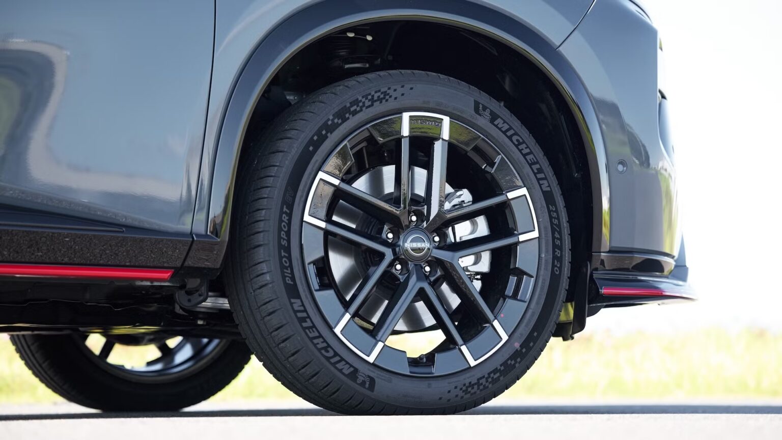 أسعار ومواصفات نيسان إكس تريل نيسمو 2026 بالمملكة.. صور