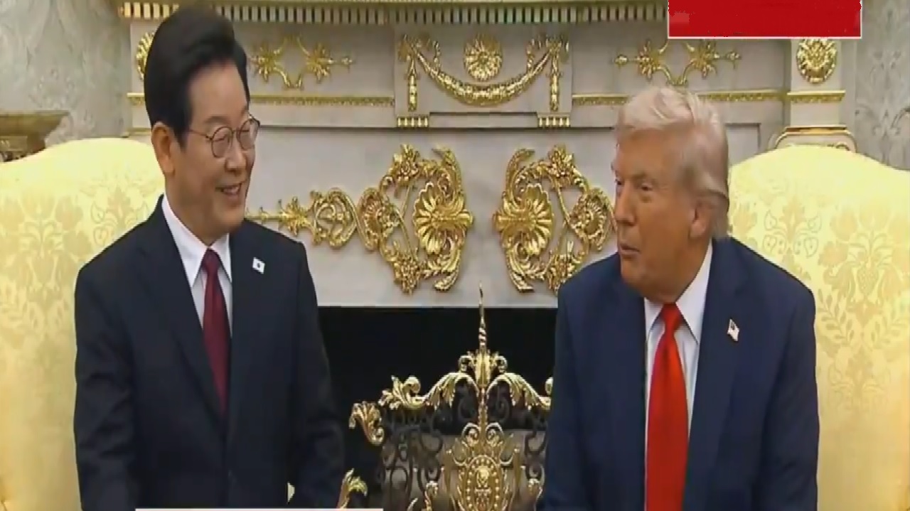ترامب رداً على سؤال زيارة الصين: قد أصطحب معي الرئيس الكوري.. فيديو
