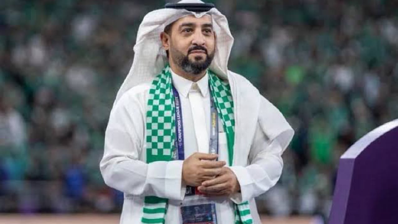 إشادة واسعة برئيس الأهلي خالد الغامدي بعد التتويج الآسيوي التاريخي .. فيديو