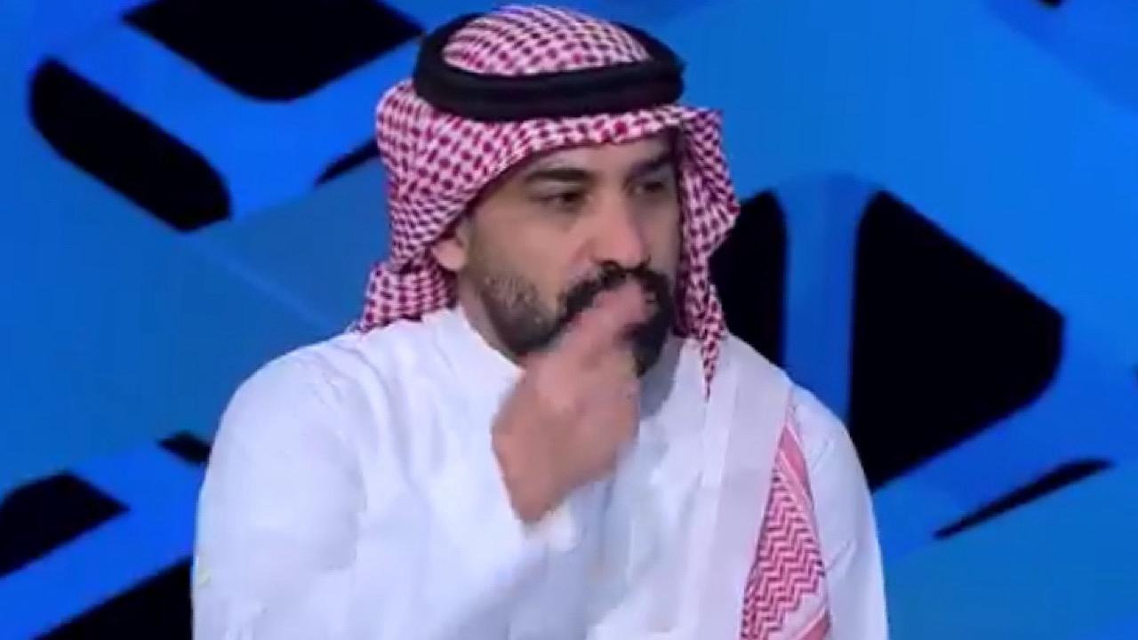 أحمد عطيف: كل فترة طالع كاراساكو بـ”مشكلة” على الشباب وش تاريخه؟..فيديو