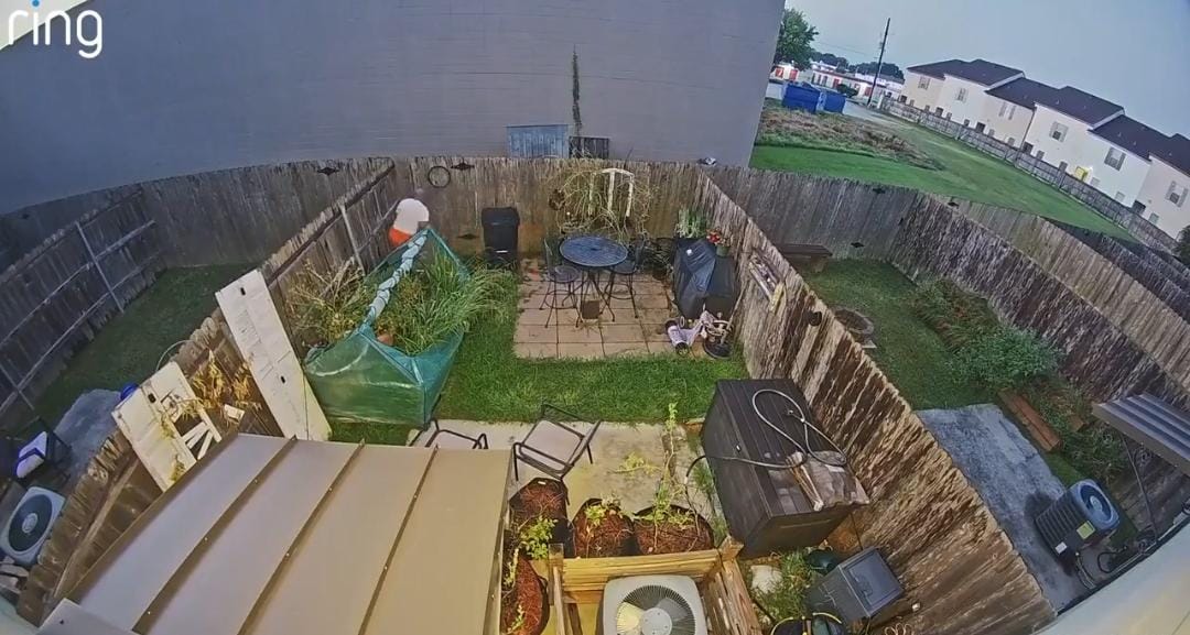 مطاردة فاشلة لسجين هارب تشعل الجدل في أمريكا .. فيديو