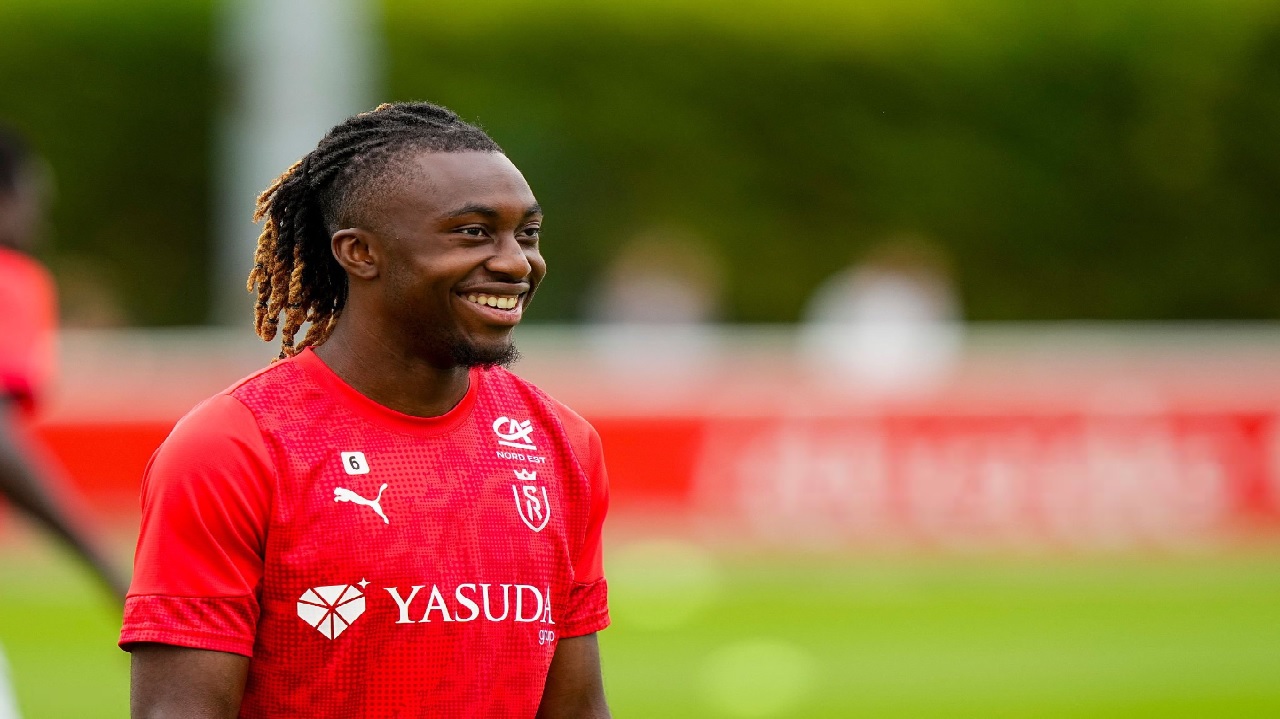 الأهلي يقترب من ضم أتانجانا