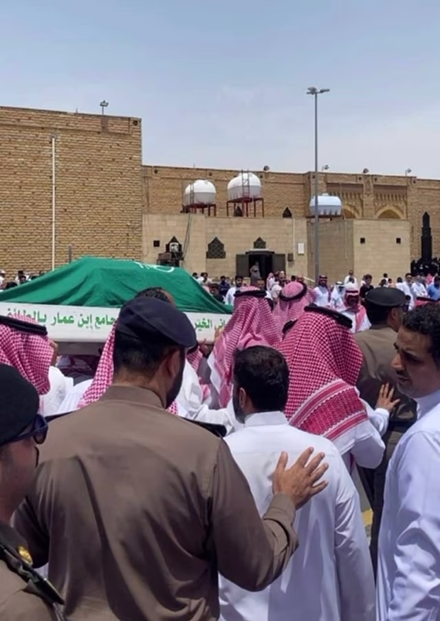 جموع غفيرة تشيع وضحى الفهمي ضحية لعبة الموت في الطائف..فيديو