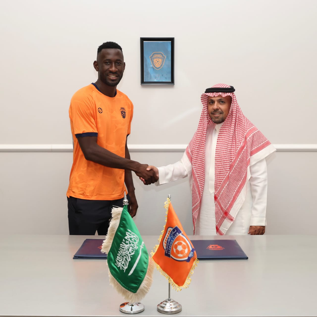 الفيحاء يتعاقد رسميا مع المهاجم الكونغولي سيلفر جانفولا