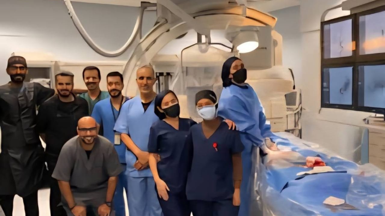 بوقت قياسي.. فريق مسار السكتات الدماغية ينقذ حياة مريضة