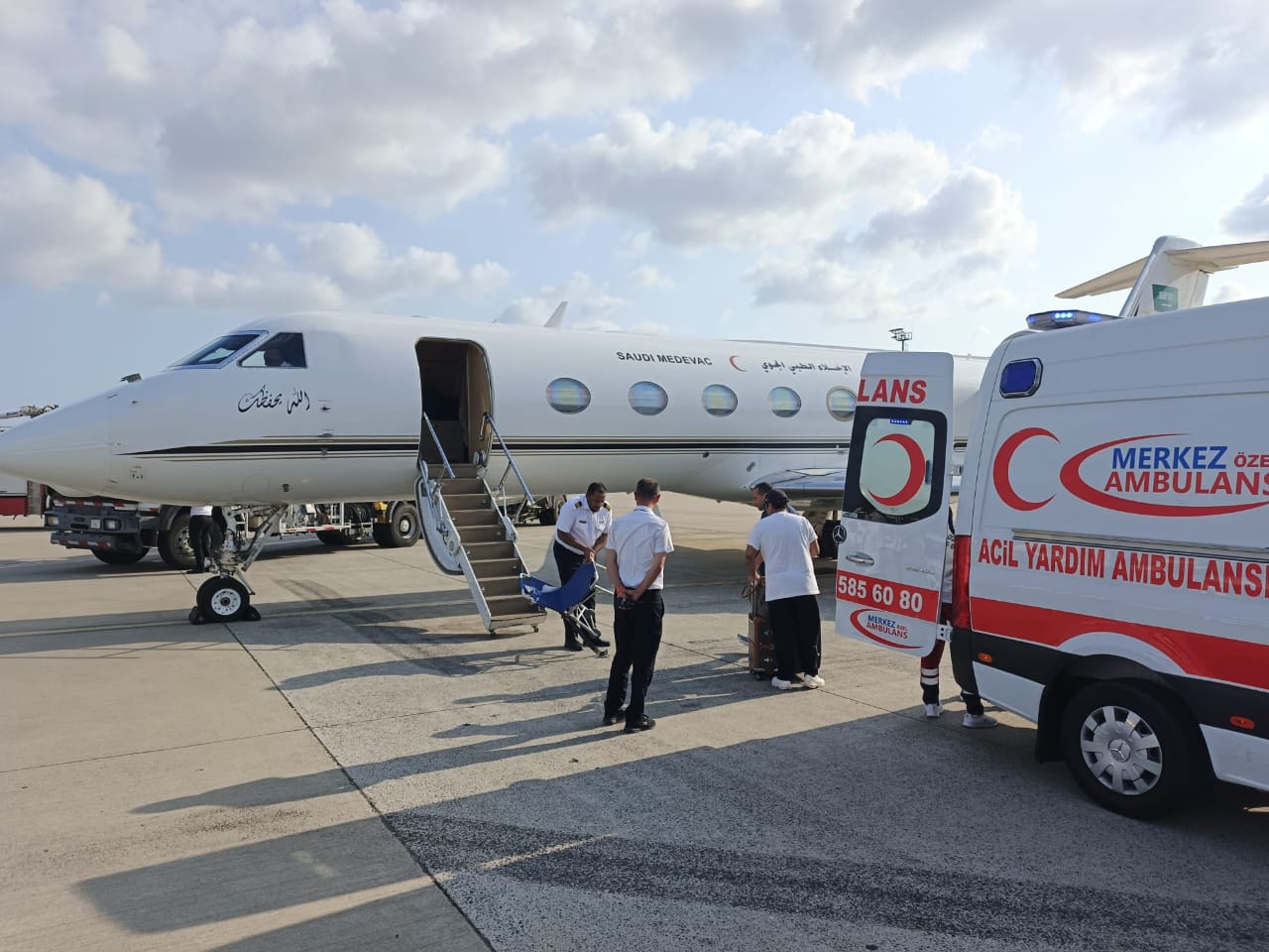 الإخلاء الطبي ينقل مواطن سعودي من إسطنبول إلى المملكة.. صور